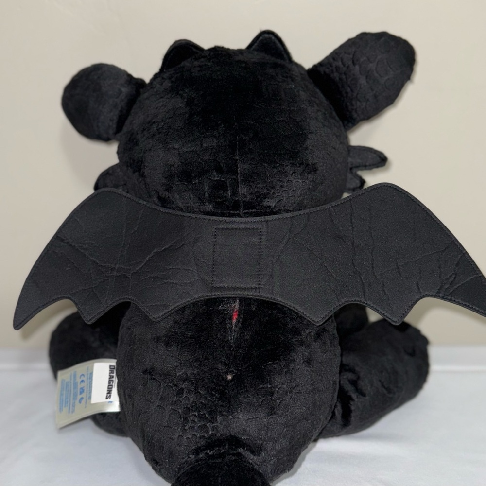 Toothless Nightfury Dragon Build a Bear Plush Toy with attachable wings - Picture 7 of 7